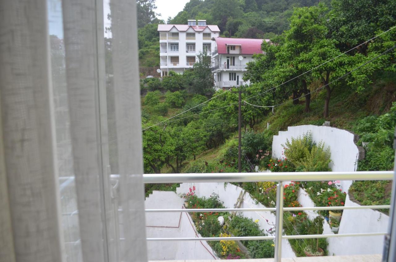 Akhmed Guest House Kvariati Dış mekan fotoğraf