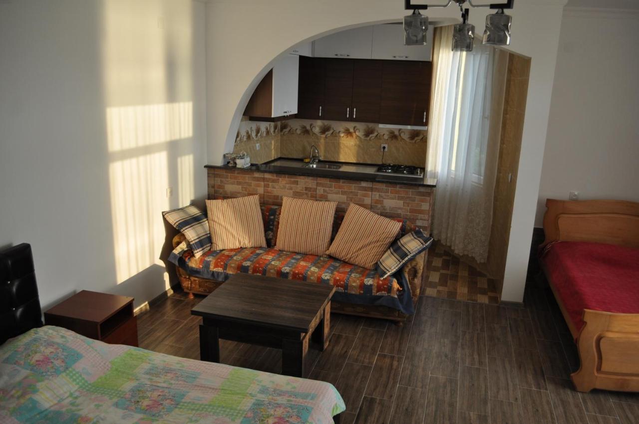 Akhmed Guest House Kvariati Dış mekan fotoğraf